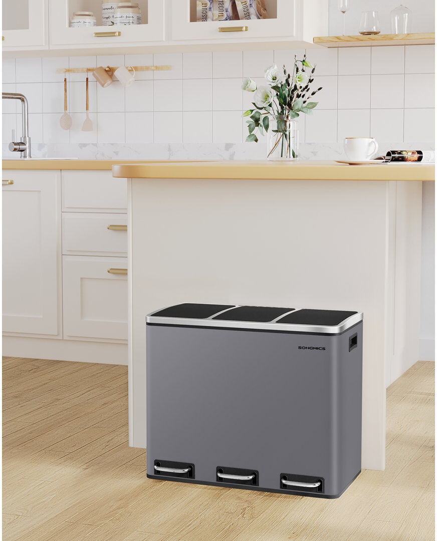 Songmics Plastic Step On Trash Can - 18L Sand Beige 18L