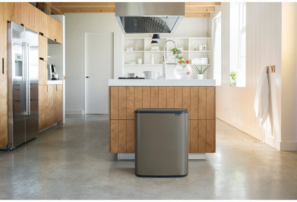 Brabantia Bo Touch Bin, 60 litre, with 1 inner Plastic Bucket Platinum 60L