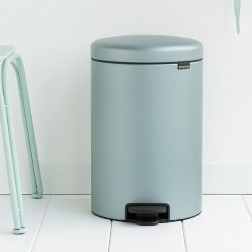 Brabantia New Icon 20L Step On Rubbish bin Brabantia Colour: Metallic Mint  - Size: 159cm H X 48cm W X 8cm D Brabantia New Icon 20L Step On Rubbish bin Brabantia Colour: Metallic Mint  - Size: 159cm H X 48cm W X 8cm D