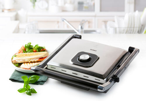 Domo Electric Grill with Lid Domo 46cm H X 27cm W X 14cm D Domo Electric Grill with Lid Domo 46cm H X 27cm W X 14cm D