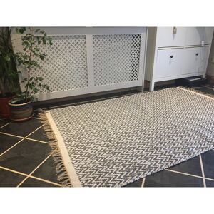 17 Stories Eesa Handmade Dark Grey Rug Dark Grey Rectangle 120 x 180cm 17 Stories Eesa Handmade Dark Grey Rug Dark Grey Rectangle 120 x 180cm