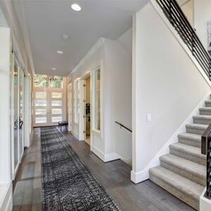 ClassicLiving Bader Tufted Grey Indoor/Outdoor Rug Grey Runner 80 x 270cm ClassicLiving Bader Tufted Grey Indoor/Outdoor Rug Grey Runner 80 x 270cm