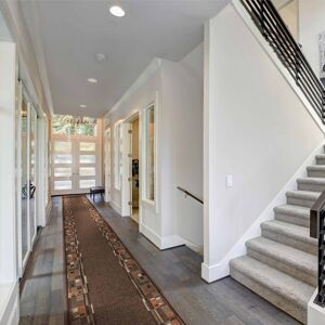 ClassicLiving Bainbridge Island Looped/Hooked Dark Brown Indoor/Outdoor Rug Dark Brown Runner 600cm x 80cm ClassicLiving Bainbridge Island Looped/Hooked Dark Brown Indoor/Outdoor Rug Dark Brown Runner 600cm x 80cm