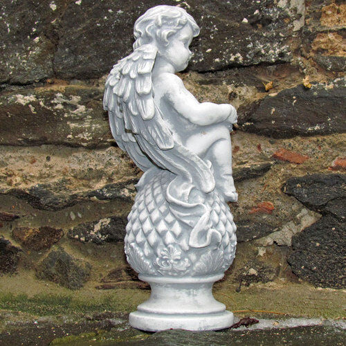 Dakota Fields Shinn Statue Dakota Fields  - Size: 48cm H X 29cm W X 32cm D Dakota Fields Shinn Statue Dakota Fields  - Size: 48cm H X 29cm W X 32cm D