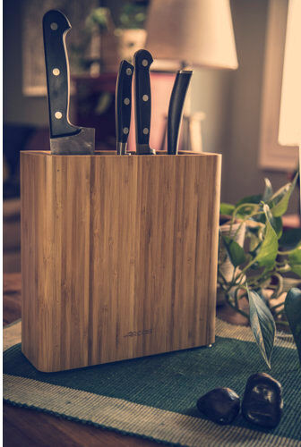 Arcos Universal Knife Block Arcos  - Size: 22cm H X 5cm W X 1cm D Arcos Universal Knife Block Arcos  - Size: 22cm H X 5cm W X 1cm D
