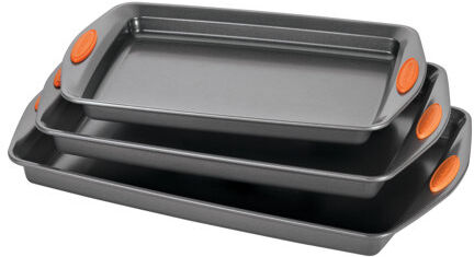 Rachel Ray Non-Stick 3-Piece Cookie Pan Set Rachel Ray Colour: Grey/Orange Silicone Grips 75cm H X 60cm W X 120cm D Rachel Ray Non-Stick 3-Piece Cookie Pan Set Rachel Ray Colour: Grey/Orange Silicone Grips 75cm H X 60cm W X 120cm D