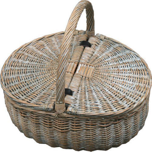 Brambly Cottage Rhonda Picnic Basket Brambly Cottage  - Size: 6cm H X 47cm W X 47cm D Brambly Cottage Rhonda Picnic Basket Brambly Cottage  - Size: 6cm H X 47cm W X 47cm D