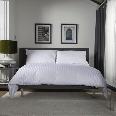 The Lyndon Company Canterbury Duvet Set Grey Single The Lyndon Company Canterbury Duvet Set Grey Single