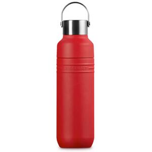 Le Creuset Cerise On The Go Bottle 500ml Le Creuset Cerise On The Go Bottle 500ml