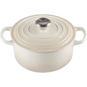 Le Creuset Signature Meringue Cast Iron 20cm Round Casserole Le Creuset Signature Meringue Cast Iron 20cm Round Casserole