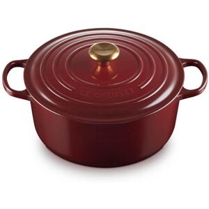 Le Creuset Signature Garnet Cast Iron 28cm Round Casserole Le Creuset Signature Garnet Cast Iron 28cm Round Casserole