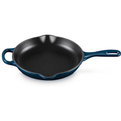 Le Creuset Signature Nuit Cast Iron 23cm Skillet Le Creuset Signature Nuit Cast Iron 23cm Skillet