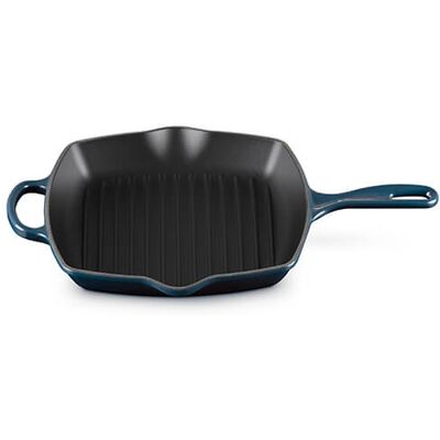 Le Creuset Signature Nuit Cast Iron 26cm Square Grillit Le Creuset Signature Nuit Cast Iron 26cm Square Grillit