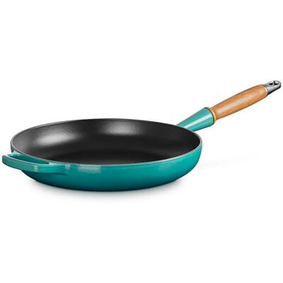 Le Creuset Signature Bleu Riviera Cast Iron 28cm Frying Pan with Wooden Handle Le Creuset Signature Bleu Riviera Cast Iron 28cm Frying Pan with Wooden Handle