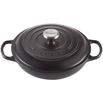 Le Creuset Signature Satin Black Cast Iron 26cm Shallow Casserole Le Creuset Signature Satin Black Cast Iron 26cm Shallow Casserole