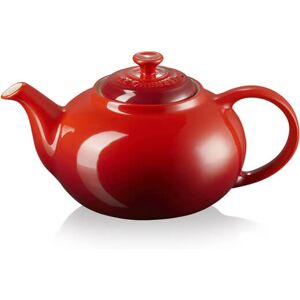 Le Creuset Cerise Stoneware Classic Teapot Le Creuset Cerise Stoneware Classic Teapot