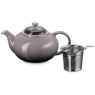 Le Creuset Flint Stoneware Classic Teapot with Infuser Le Creuset Flint Stoneware Classic Teapot with Infuser