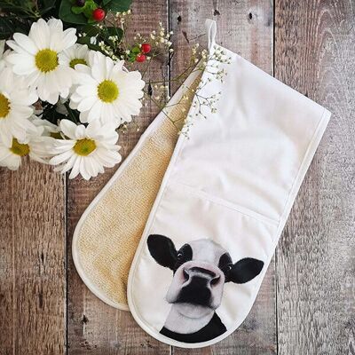 Lucy's Farm - Silly Friesian Moo Cow - Double Oven Gloves Lucy's Farm - Silly Friesian Moo Cow - Double Oven Gloves