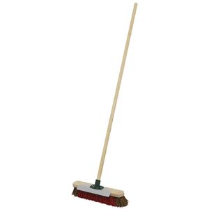 Sealey BM16SC Heavy-Duty Broom with Scraper 16"(405mm) Stiff/Hard ... Sealey BM16SC Heavy-Duty Broom with Scraper 16"(405mm) Stiff/Hard ...