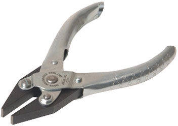 Maun 4860-160 Flat Nose Pliers Serrated Jaw 160mm (6 1/2in)