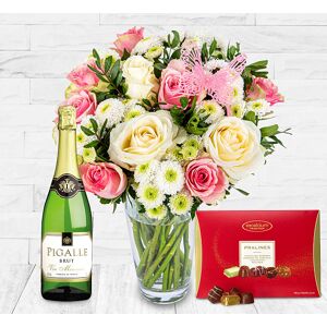 123 Flowers Rose Delights Deluxe Gift