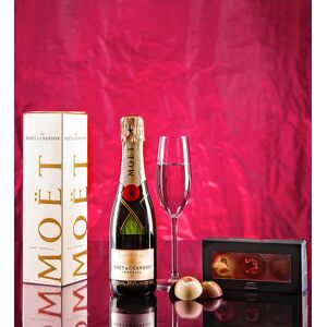 123 Flowers Moet and Chandon Gift