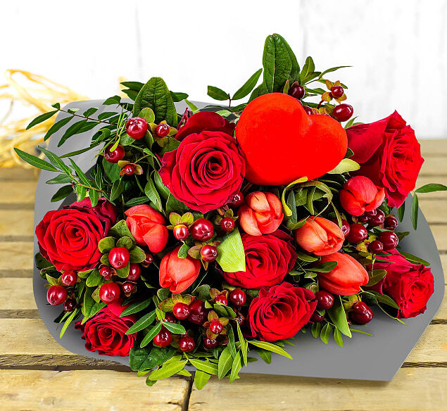 123 Flowers Ti Amo - Valentine’s Flowers - Valentine’s Flower Delivery - Valentine’s Day Flowers - Valentine’s Day Roses - Red Roses