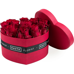 Haute Florist Heart Hat Box - Hat Box Roses - Hat Box Red Roses - Red Rose Hat Box - Roses in a Hat Box - Hat Box Flowers