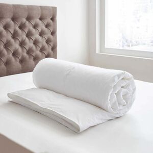 Bedeck of Belfast Microfibre Super Kingsize Duvet 4.5 Tog Bedeck of Belfast Microfibre Super Kingsize Duvet 4.5 Tog