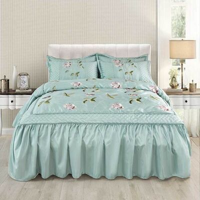 Easylife Brook Embroidered Bedspread in Green, Size Double Easylife Brook Embroidered Bedspread in Green, Size Double