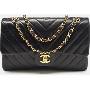 Chanel Black Chevron Leather Medium Classic Double Flap Bag