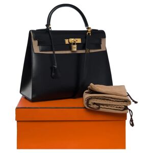 Hermes Stunning Kelly 32 sellier handbag strap in Box calf leather, GHW - Size: 32 x 23 x 12 cm (12.6 x 9 x 4.7 Inches) Reference: 101117 General condition: 7.5/10 Sold with removable strap in black box leather, zipper, tirette, clochette, padlock, keys, 