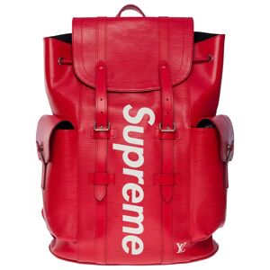 Louis Vuitton Rare LV X Supreme Christopher limited edition backpack in Red epi leather, SHW - Size: 41 x 48 x 13 cm ( 16 x 18.9 x 5.1 Inches) Reference: 101169 General condition: 7.5/10 In excellent condition despite minor signs of use on the leather (pa