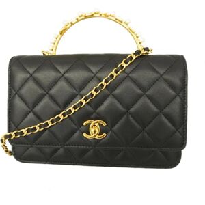 Chanel Shoulder Wallet Matelasse Chain Lambskin Black Gold Hardware Women's