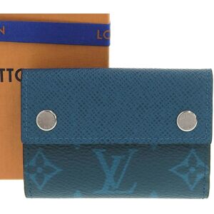 LOUIS VUITTON Taiga Llama Monogram Discovery Compact Wallet Cobalt M67620