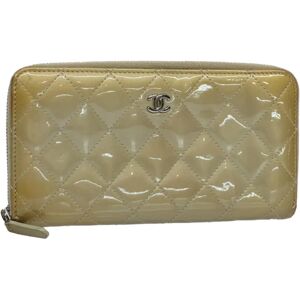 Chanel Matelasse Long Wallet Patent leather Gold Tone CC Auth 57357