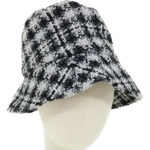 Chanel COCO Mark Hat Wool S White Black CC Auth am4943