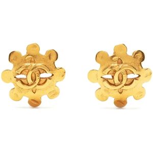 Chanel Cut Out Wheel Clip-on Earrings, GoldThis item has been used and may have some minor flaws. Before purchasing, please refer to the images for the exact condition of the item.