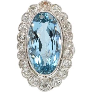 Vintage 20th Century 11, 50 Carat Aquamarine Diamonds Platinum Pompadour Ring