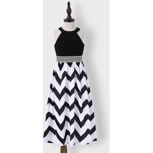 PatPat Family Matching Black Halter Neck Off Shoulder Splicing Chevron Striped Maxi Dresses and Short-sleeve T-shirts Sets  - BlackandWhite