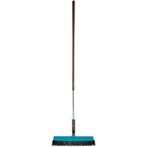 Gardena COMBISYSTEM Road Broom 1.3m Gardena COMBISYSTEM Road Broom 1.3m