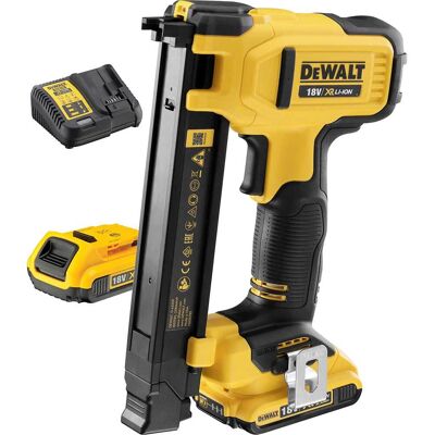 DeWalt DCN701 18v XR Cordless Electricians Stapler 2 x 2ah Li-ion Battery Charger No Case DeWalt DCN701 18v XR Cordless Electricians Stapler 2 x 2ah Li-ion Battery Charger No Case
