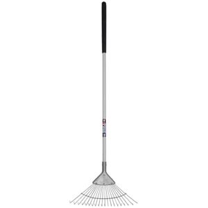 Spear and Jackson Neverbend Carbon Deluxe Flexo Lawn Rake Spear and Jackson Neverbend Carbon Deluxe Flexo Lawn Rake