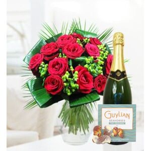 Prestige Flowers Roses & Bubbly - Free Chocs