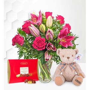 Prestige Flowers Rose and Lily Gift Set