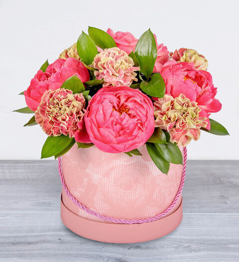 Prestige Flowers Pretty Peonies Hatbox