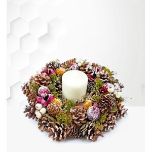Prestige Flowers Traditional Christmas Wreath – Christmas Door Wreath – Artificial Christmas Wreaths – Xmas Wreaths - Free Chocs