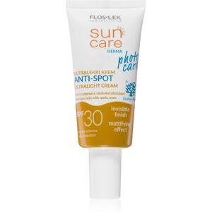 FlosLek Laboratorium Sun Care Derma Photo Care light protective face cream for skin with imperfections SPF 30 30 ml