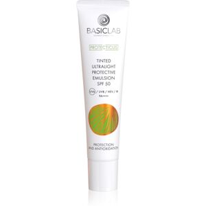 BasicLab Protecticus SPF 50+ Tinted Moisturizer - Sunscreen BasicLab Protecticus SPF 50+ Tinted Moisturizer - Sunscreen