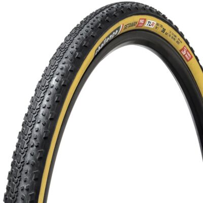 Challenge Challenge Getaway Handmade Tubeless Gravel Tyre 700c Black Tan Challenge Challenge Getaway Handmade Tubeless Gravel Tyre 700c Black Tan